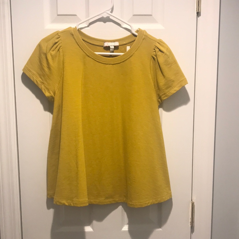 Anthropologie flowey T-shirt.